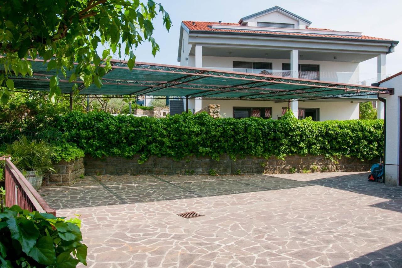 Beautiful apartment with picturesque view&free parking Portorož Extérieur photo