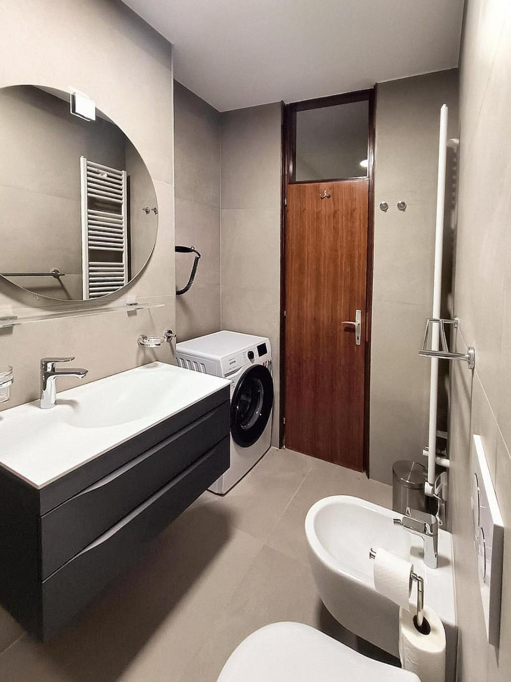 Beautiful apartment with picturesque view&free parking Portorož Extérieur photo